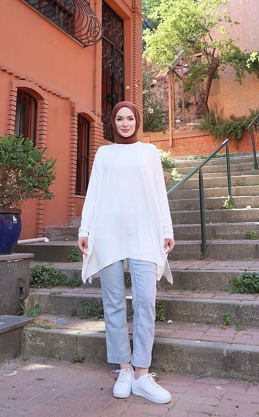 Beyaz Yanları Yırtmaçlı Salaş Tunik - 1